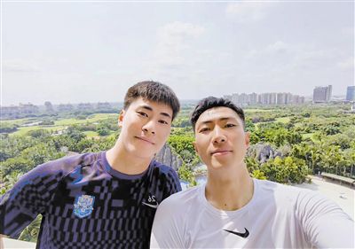 亚洲美女在线播放